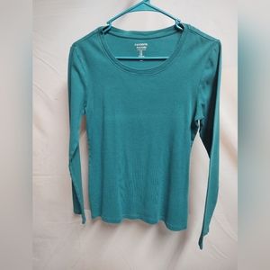 Girls long sleeve shirt, green, size medium from Gap.